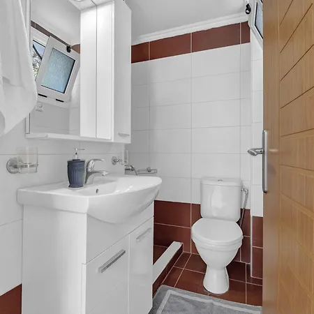 Panorama 2 アパート